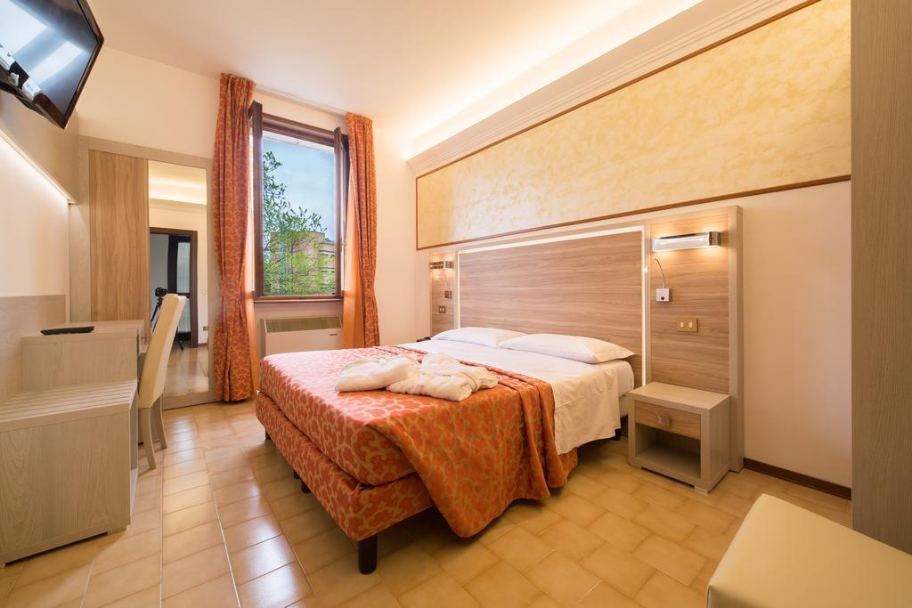 Hotel Carancini Salsomaggiore Terme Exterior photo